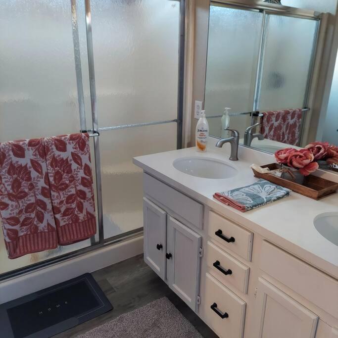 New Beautifully Remodeled Home In Las Vegas Zewnętrze zdjęcie